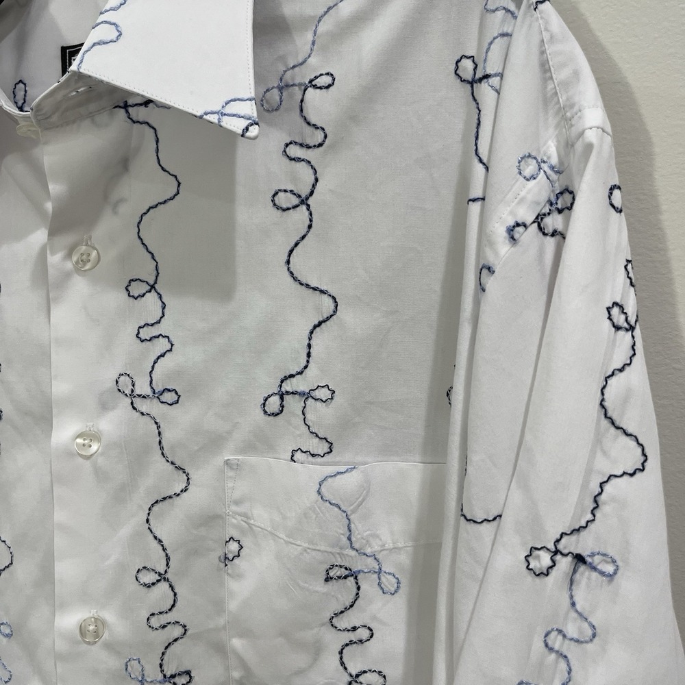 Bachrach Embroidered Men's Dress Shirt Casual Weekend Collar Button Up - Picture 3 of 9